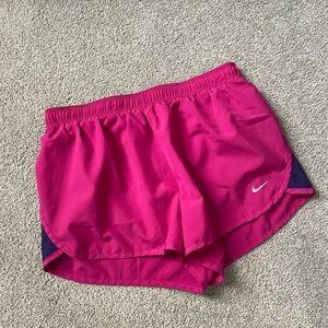 NIKE Dri-Fit lightweight Running Shorts - size Small
